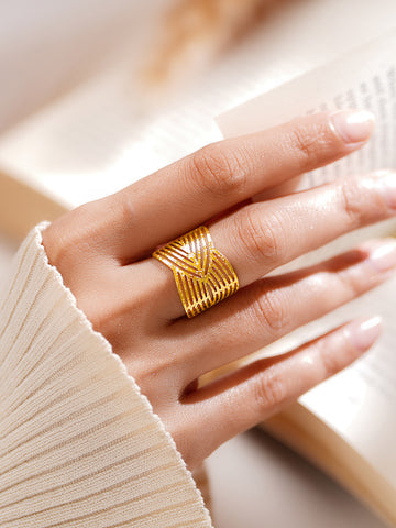 Elegant Gold-Toned Criss-Cross Adjustable Ring